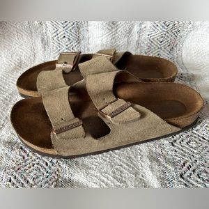 Birkenstock sandals (38) size 7